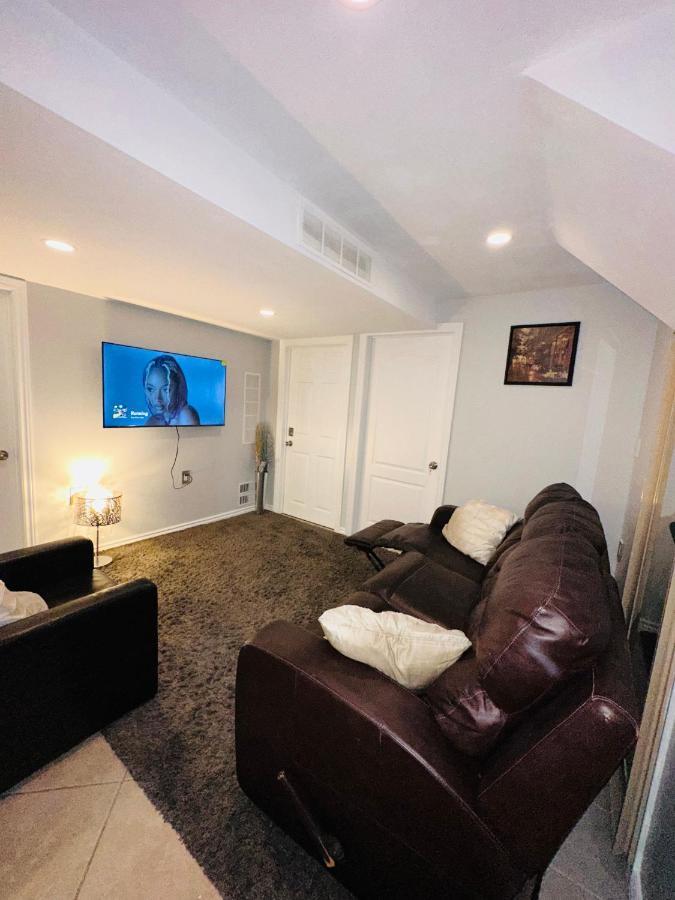 Deluxe Double Room- Hazel Stays 密西沙加 外观 照片